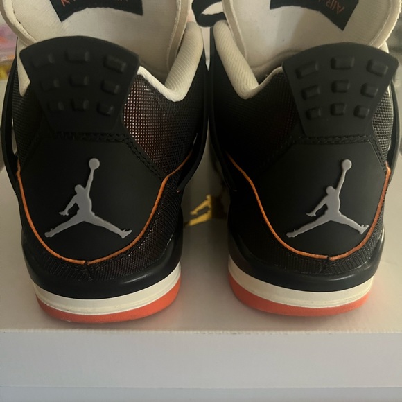 Jordan 4 retros starfish (SOLD!) - Picture 3 of 4